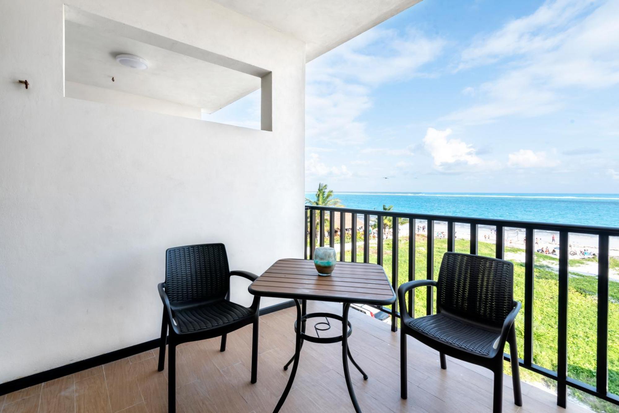 Vela'S Condos Ocean Front Puerto Morelos Ngoại thất bức ảnh